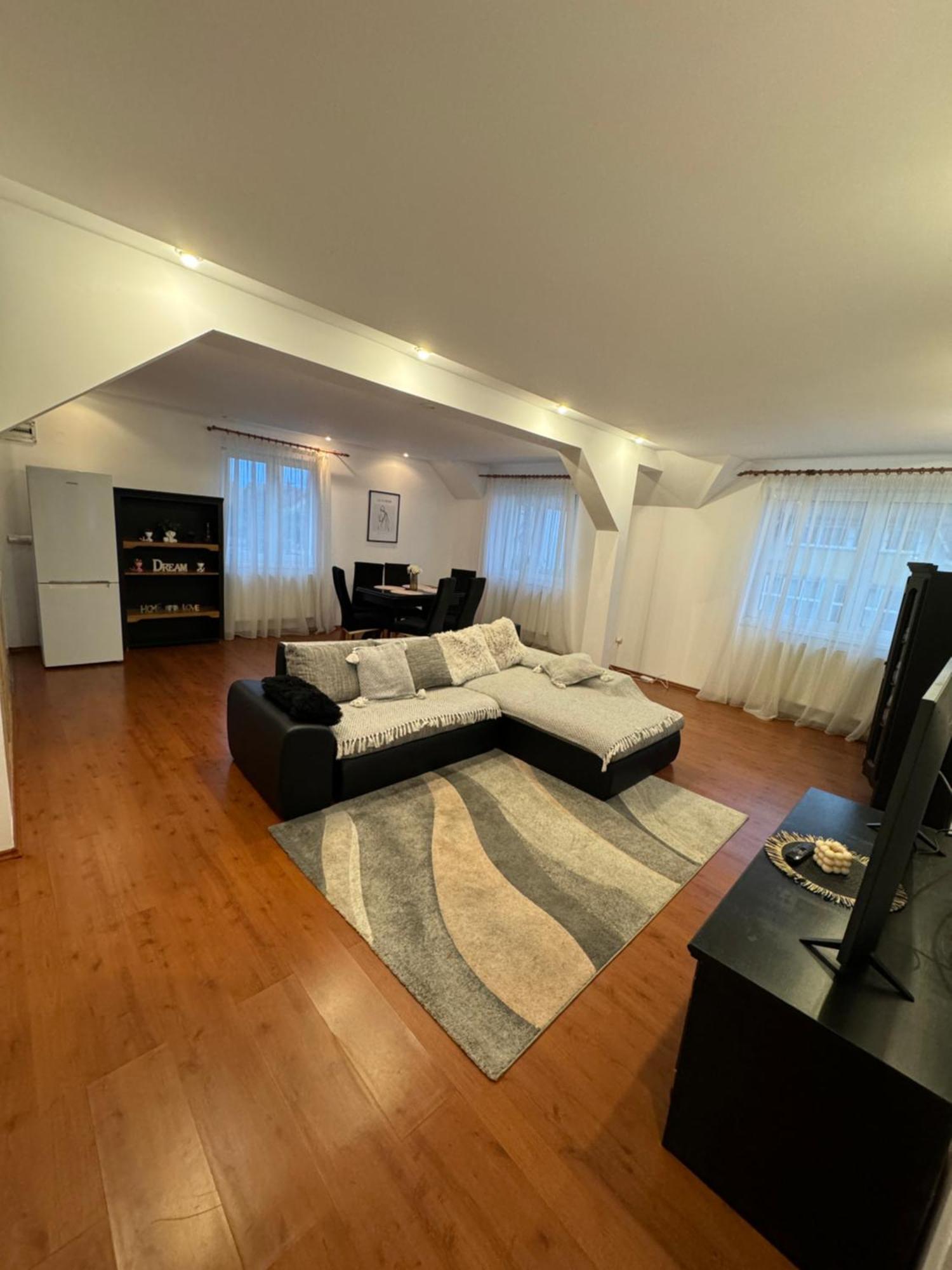 Flh - Mira Apartments Σίμπιου Εξωτερικό φωτογραφία