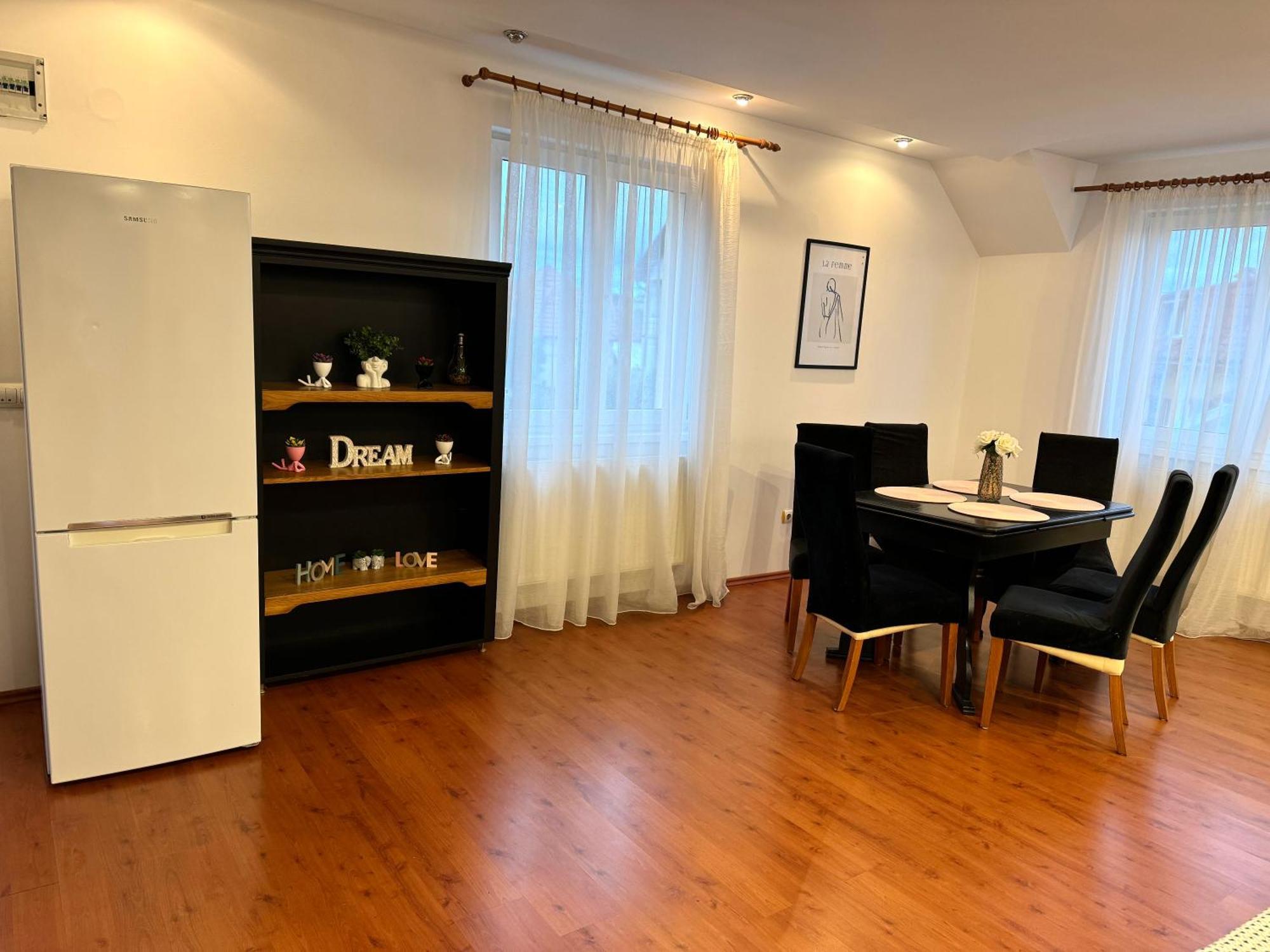 Flh - Mira Apartments Σίμπιου Εξωτερικό φωτογραφία